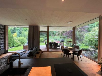 Design Bungalow im Naturschutz mit kompl. Einrichtung