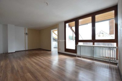 3-Zimmer-Maisonette-Wohnung mit Balkon und Garage