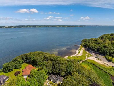 Exklusivität zwischen Wald und Meer in besonderer Lage von Glücksburg