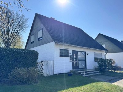 In zentraler und bevorzugter Wohnlage von Olfen! Solides Einfamilienhaus mit Vollkeller und Garage!