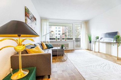 Renovierte 2-Zimmer Wohnung mit Balkon, Aufzug und Stellplatz. Sofort frei!