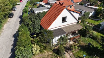 Sanierungsbedürftiges EFH mit Wohnrecht in der Gartenanlage Saline - Erbpacht