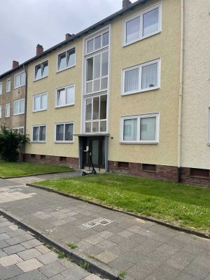 Sanierte 3 Zimmer Wohnung mit Balkon