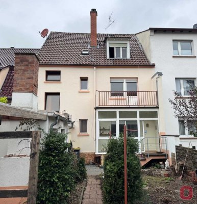 Solides 3-Fam.-Haus in Lu.-Friesenheim - Flexibles Wohnen für 1 bis 3 Familien - Sofort frei -