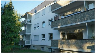 Stilvolle, gepflegte helle 2-Zimmer-Hochparterre-Wohnung mit Balkon in Weil am Rhein, Friedlingen