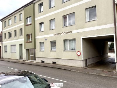 Charmante 4-Zimmer Wohnung mit sonnigem Balkon &amp; privatem Stellplatz