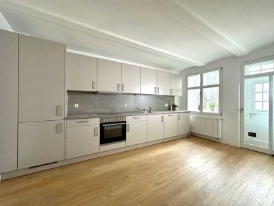 Renovierte 5-Zimmer Wohnung im Herzen der Augsburger Innenstadt mit ganz besonderem Charme