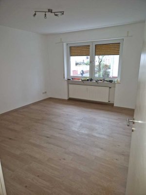 Exklusive 3-Zimmer-EG-Wohnung mit gehobener Innenausstattung in Frankfurt am Main