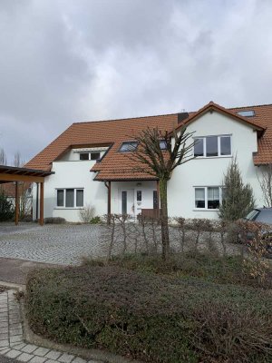 Wunderschöne, 4,5-Zimmer-Galerie-Wohnung mit 3 Balkonen und tollem Ausblick