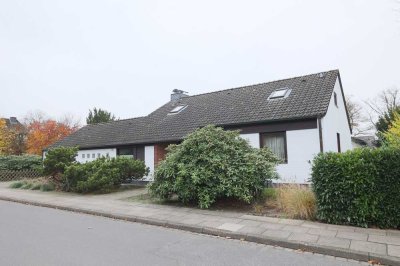 Charmantes Wohnen in Maschen: Großzügiges Bungalow-Einfamilienhaus