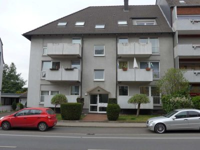 Attraktive und modernisierte 3,5-Raum-Wohnung mit Balkon in Recklinghausen (Kreis)