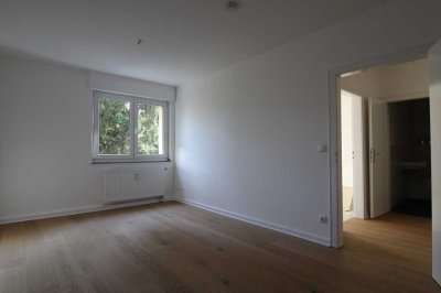 Erstbezug nach Sanierung - Wohnung mit großer Wohnküche in Rodenkirchen