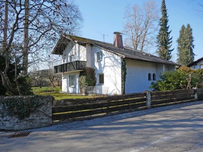 Sonniges Villengrundstück - Bestandshaus mit Erweiterungspotential in gefragter Lage