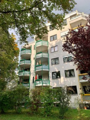 Schöne ruhig gelegene 2-Zimmerwohnung mit sonnigem Süd-West Balkon - provisionsfrei & bezugsfrei!