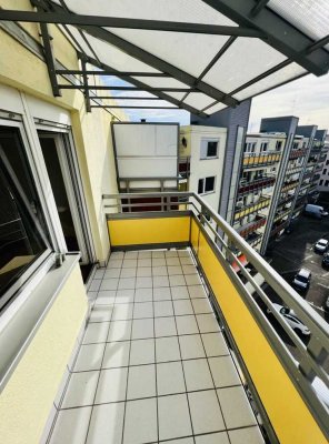 Freundliche 2-Raum-Wohnung mit EBK und Balkon Top Lage in Karlsruhe