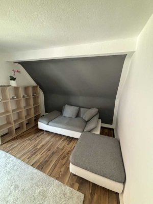 Erstbezug nach Sanierung und Einbauküche: Freundliche 3-Zimmer-Wohnung mit geh. Innenausstattung