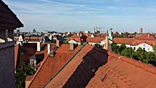 Altbau-Maisonettewohnung mit Dachterrrasse in begehrter  Lage