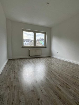 Etagenwohnung in Dellviertel-Nähe