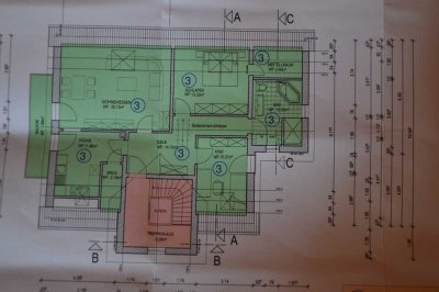 Romantische Dachgeschoßwohnung mit Aufzug