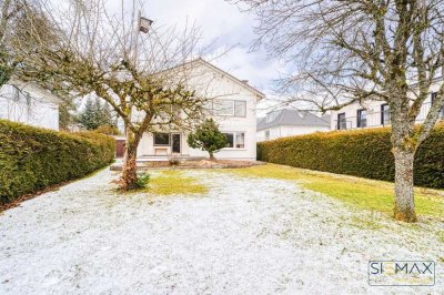 Zweifamilienhaus mit großem Garten u. Retro-Charme
Modernisierungsbedürftig in Gauting/ Königswiese