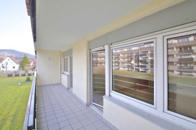 Helle 3-Zimmer-Wohnung mit großem Balkon in zentraler Lage