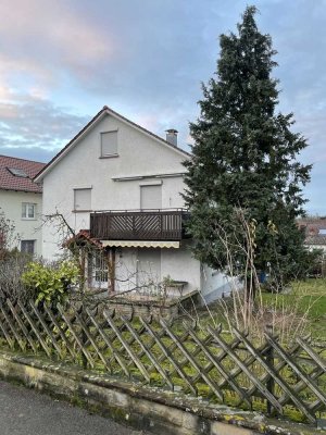 2-Familien/ Mehrgenerationen Wohnhaus, 2 Garagen, Privatverkauf