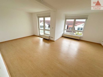 Moderne Wohnung mit Balkon, Tiefgarage und Stellplatz!