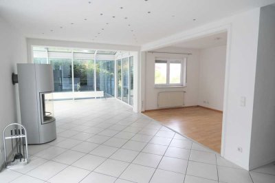 Attraktive Maisonette-Wohnung mit Wintergarten und Südseiten-Terrasse ab 01.12.24 in Großwallstadt