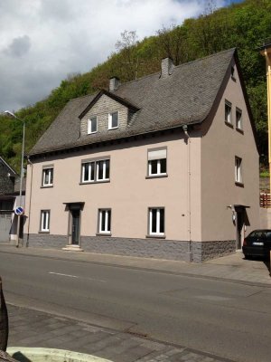 1 Familienhaus zu verkaufen