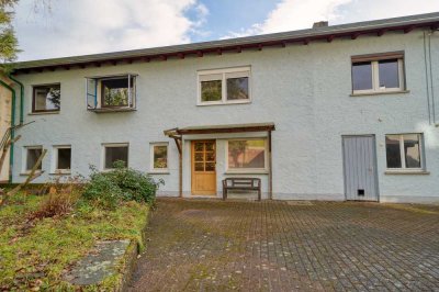 2 Familienhaus Wehrheim Mitte für Anleger geeignet