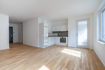 **Traumhafte 2-Zimmer-Wohnung mit Loggia & EBK mitten im Dresdner Zentrum**