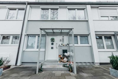 Top gepflegtes, modernisiertes Reihenmittelhaus mit gehobener Ausstattung in Kirchheim bei München