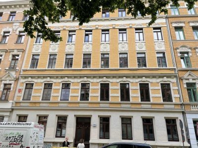 Sanierte 2,5-Raum-Wohnung mit Balkon in Leipzig