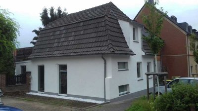 Saniertes 4-Zimmer-Haus mit Einbauküche in Siegburg