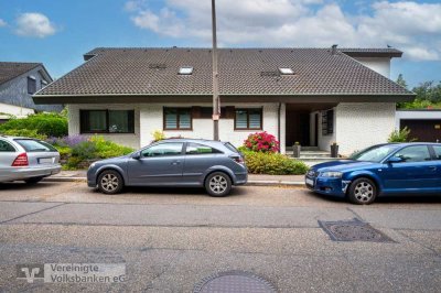 Platz für die ganze Familie mit traumhaftem Garten in Sindelfingen!