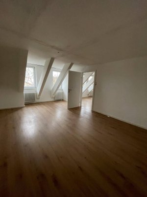 Freundliche 2-Zimmer-Dachgeschosswohnung in Vöcklabruck