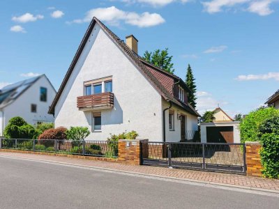 Freistehendes Einfamilienhaus in sehr guter Lage mit viel Wohnfläche erwartet Sie in Limburgerhof