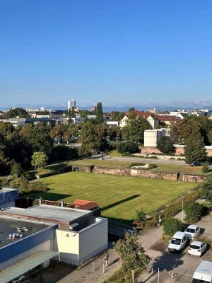 - Wohnen in bester Lage - Barrierefreies Wohnen am OSTPARKBAD mit Panoramablick ***PROVISIONSFREI***