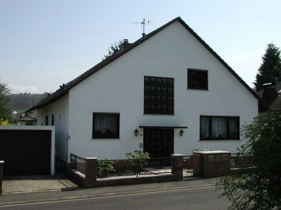 Helle, ruhige  Wohnung mit Terrasse in Limeshain