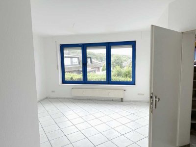 Eigentumswohnung 2,5 ZKDB - ca. 50m² - inkl. Stellplatz - 1.OG rechts in Langerwehe Hamich l