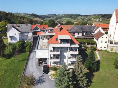 Balkon Paradies: Helle Mietwohnung mit großem Balkon....!