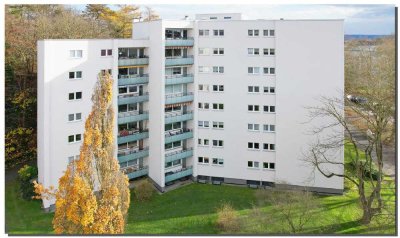 Freie 4-ZKB mit Balkon in beliebter Lage nahe IC-Bahnhof Wilhelmshöhe