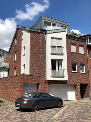 Sehr gut gelegene 81 qm, 3ZKDBWC Etagenwohnung mit Garten und Garage in Würselen-Mitte zu vermieten.