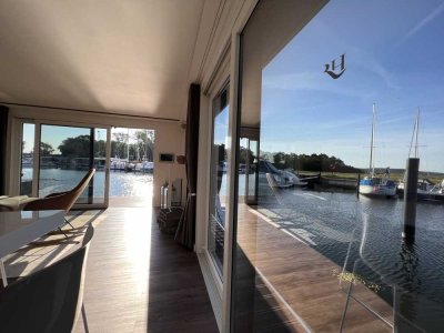 LUXUS Hausboot - 3 Etagen - 100m² Wohnen + 120 m² SONNENTERRASSE - Kamin, Kino, komplett individuell