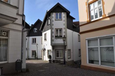 3-Zimmer-Wohnung im Herzen der Alstadt