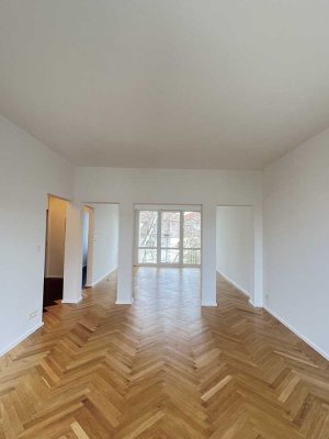 Ohne Makler:  4,5 - 5,5 Raum-Maisonette-Wohnung  mit EBK, Parkplatz. Top-Lage