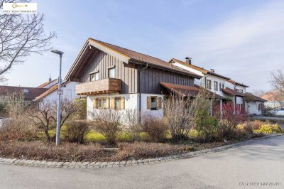 Charmantes Einfamilienhaus im Landhausstil: Garten, Terrasse und Garage – Ihr Traumhaus wartet!