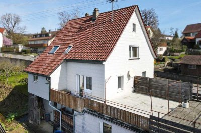 Einfamilienhaus mit Dachterrasse und Garten, zum Verwirklichen Ihrer Wohnträume