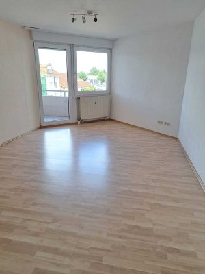 Tolle 1-Zimmer-Wohnung, 29qm, mit Balkon im 2.OG eines MFH in Leimen