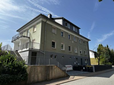 Moderne 2-Zimmer Wohnung im sanierten Altbau - provisionsfrei